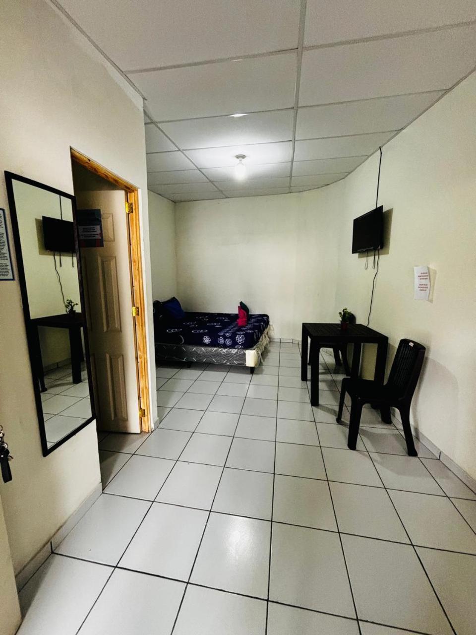 La Casona Sv Hostal La Libertad Luaran gambar
